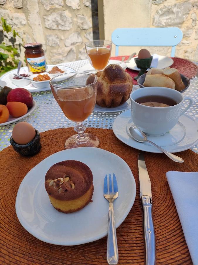 Les P'Tits Velos Bed & Breakfast Chandolas Bagian luar foto
